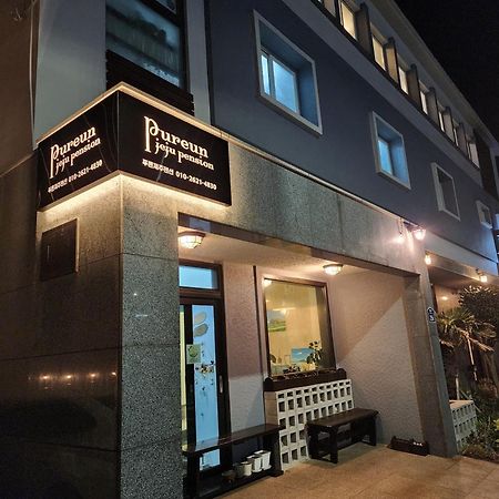 סאוגוויפו Pureun Jeju Pension מראה חיצוני תמונה