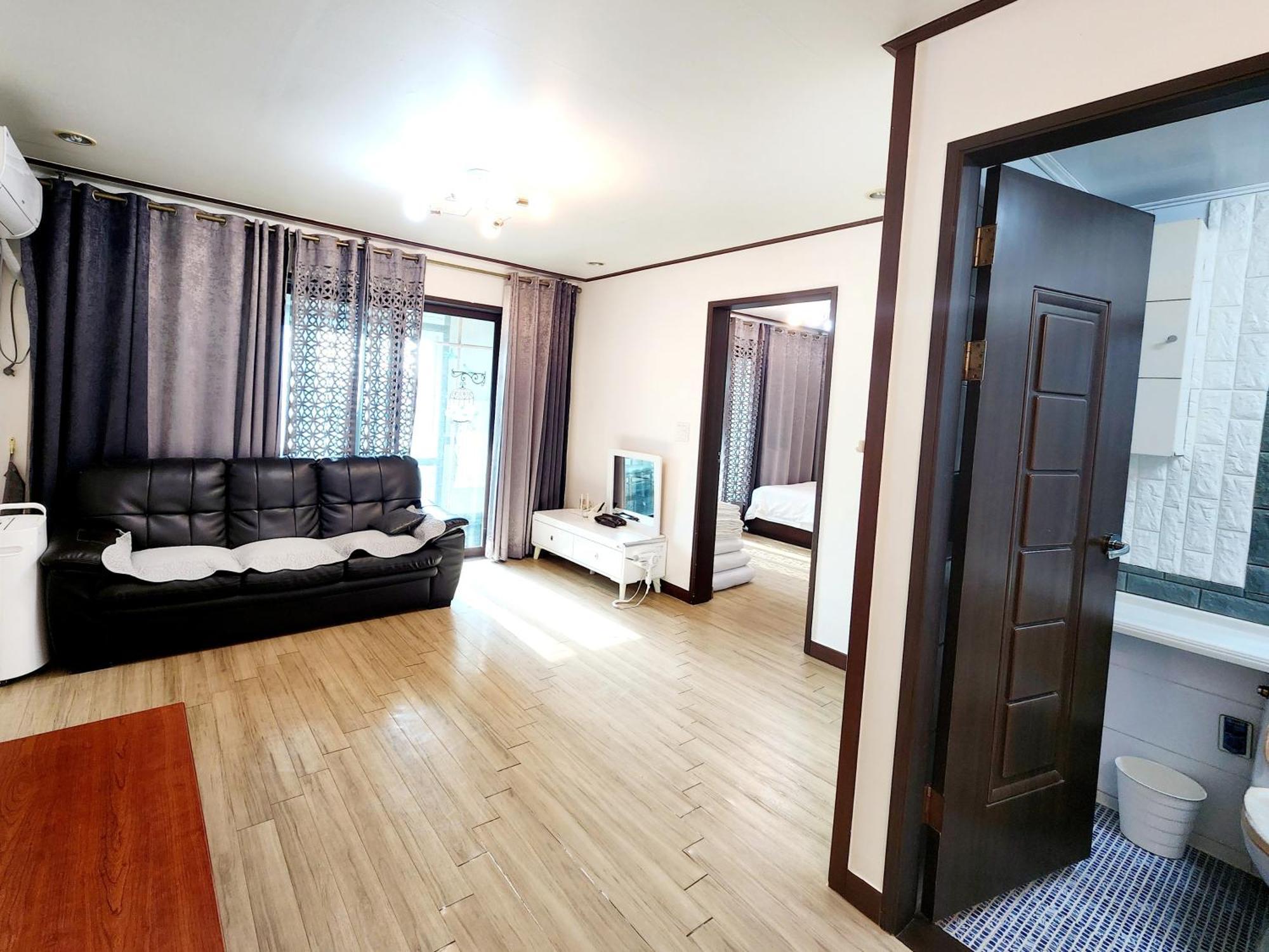 סאוגוויפו Pureun Jeju Pension מראה חיצוני תמונה