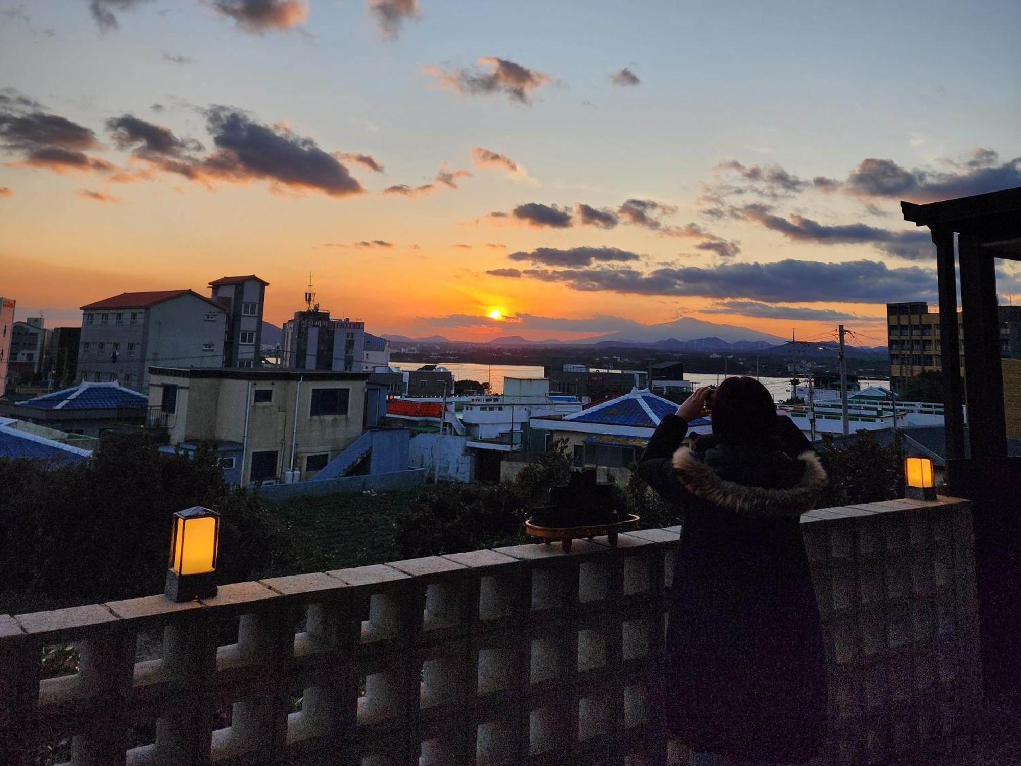 סאוגוויפו Pureun Jeju Pension מראה חיצוני תמונה