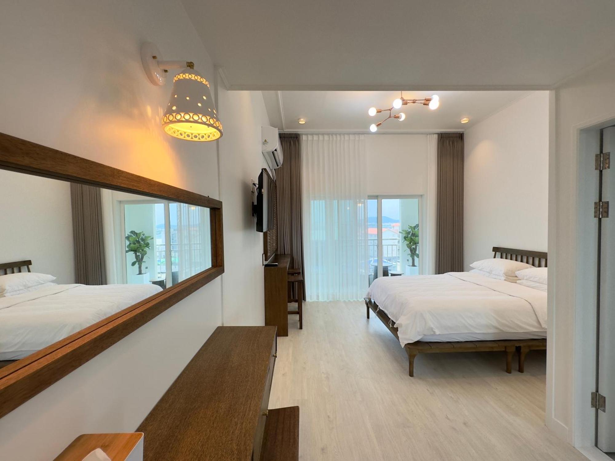 סאוגוויפו Pureun Jeju Pension מראה חיצוני תמונה
