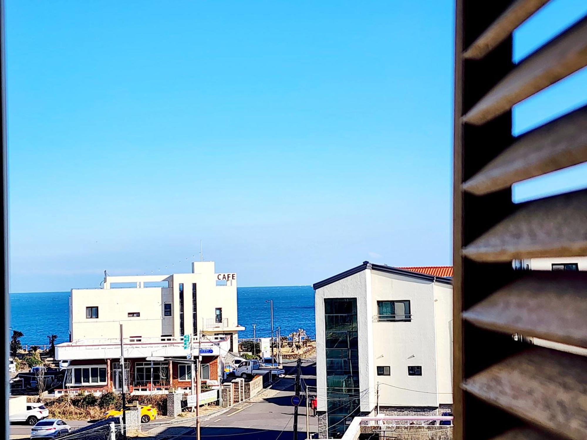סאוגוויפו Pureun Jeju Pension מראה חיצוני תמונה